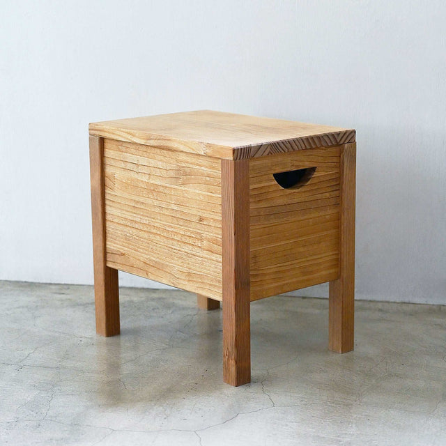 ボックススツール