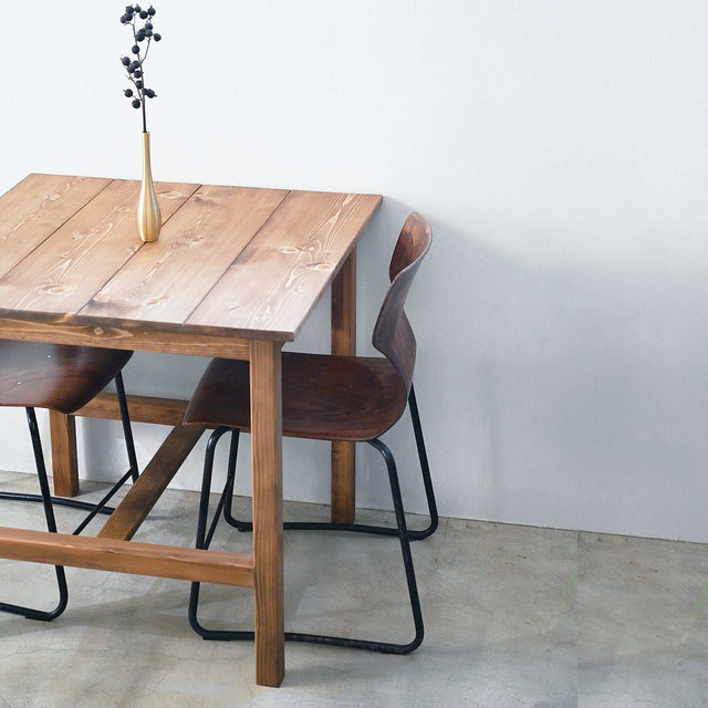 ダイニングテーブル(1〜2人用)