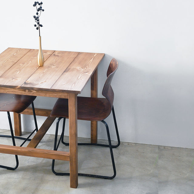 ダイニングテーブル(1〜2人用)