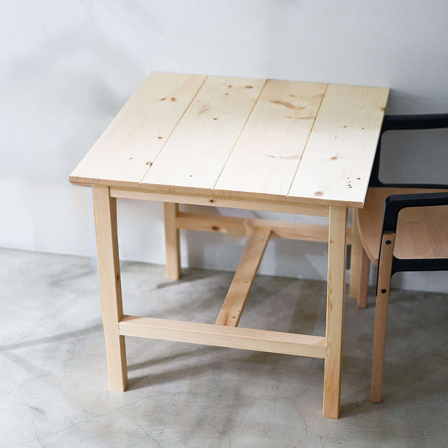 ダイニングテーブル(1〜2人用)