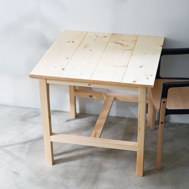 ダイニングテーブル(1〜2人用)