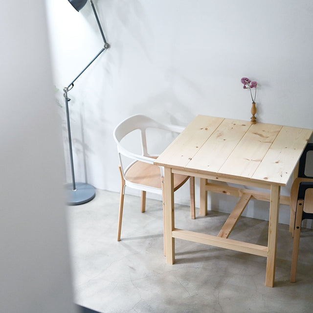 ダイニングテーブル(1〜2人用)