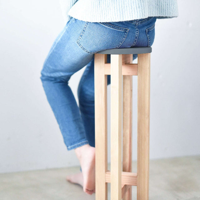 小さなスツール【グレー】