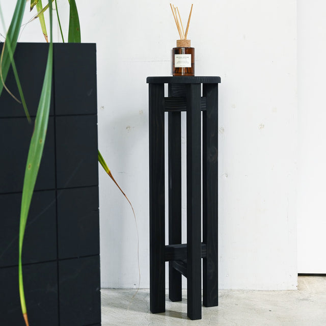 小さなスツール【墨】