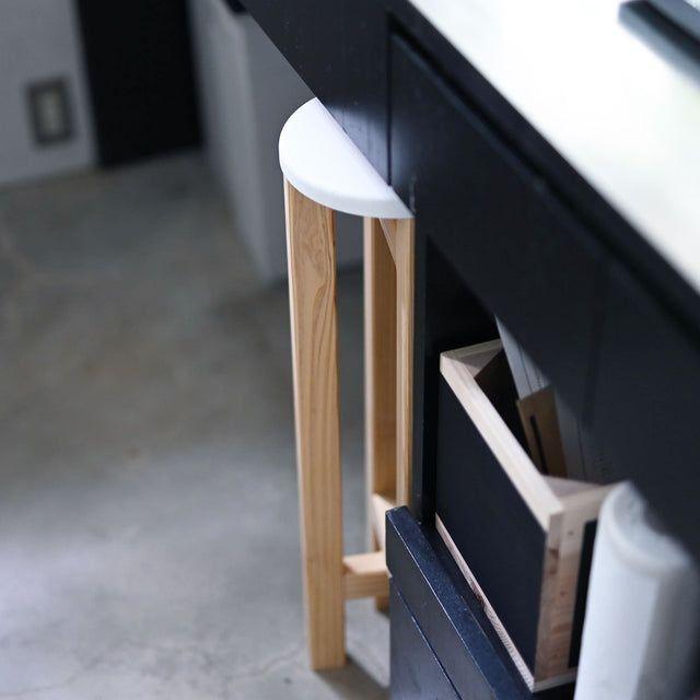 【アウトレット 10%OFF】 小さなスツール【白】