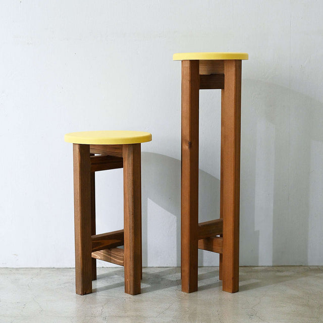 低くて小さなスツール【黄】