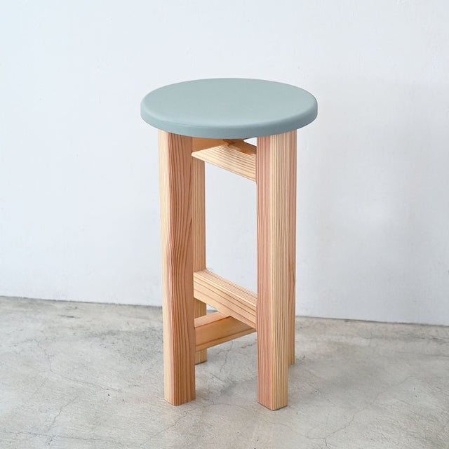 低くて小さなスツール【オリーブ】