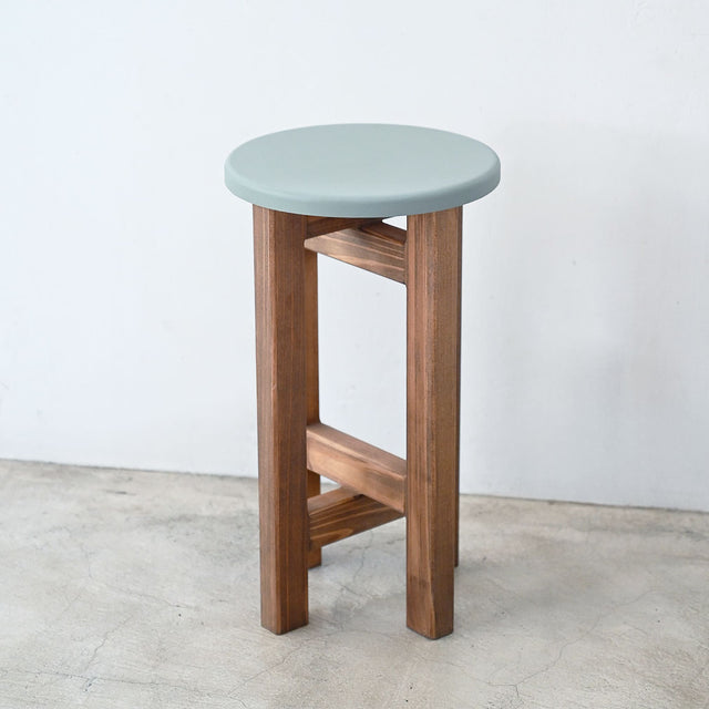 低くて小さなスツール【オリーブ】