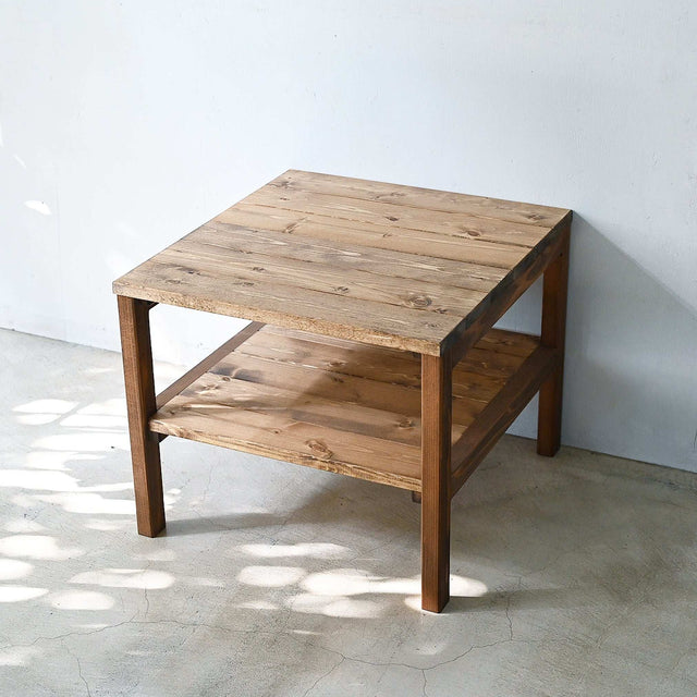 小さなテーブル