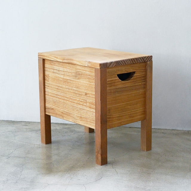 ボックススツール