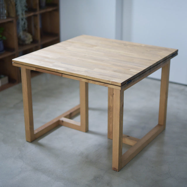 組み替え式ダイニングテーブル