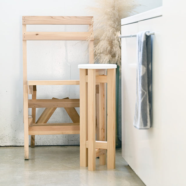 【アウトレット 10%OFF】 小さなスツール【白】