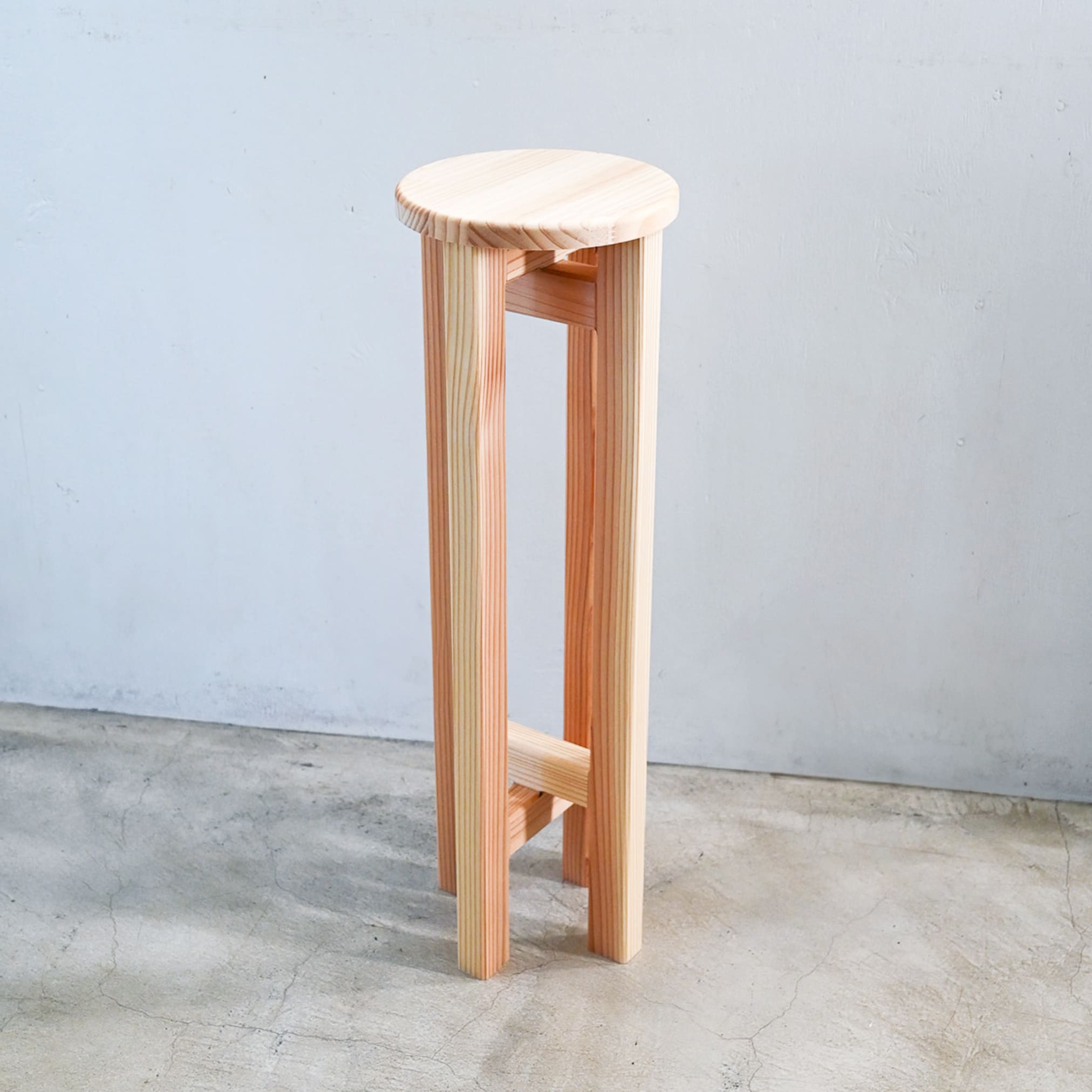 小さなスツール – HYTNOS -ひとのす-