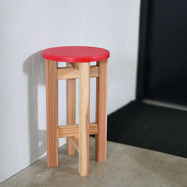 低くて小さなスツール【赤】