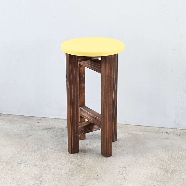 低くて小さなスツール【黄】