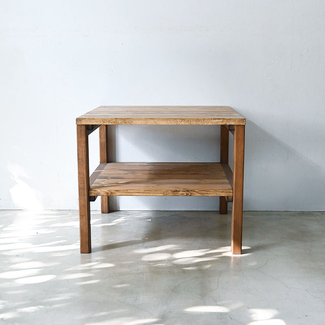 小さなテーブル