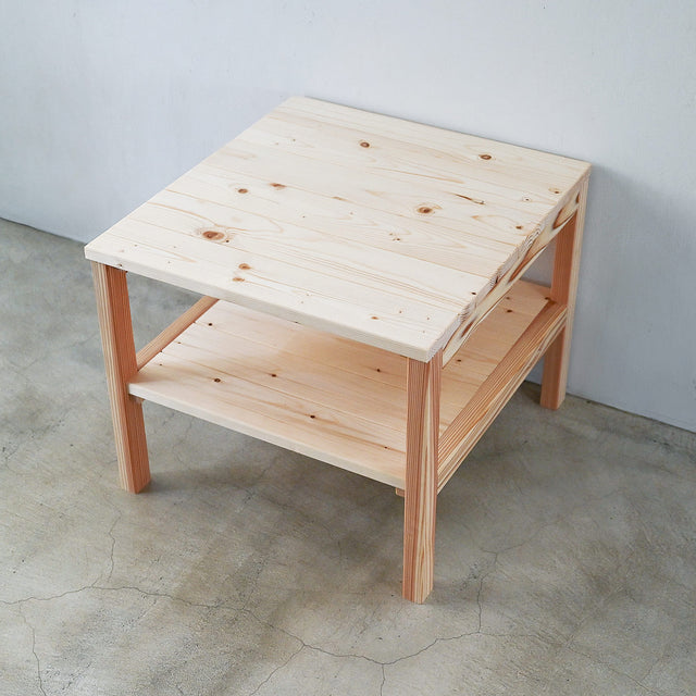 小さなテーブル